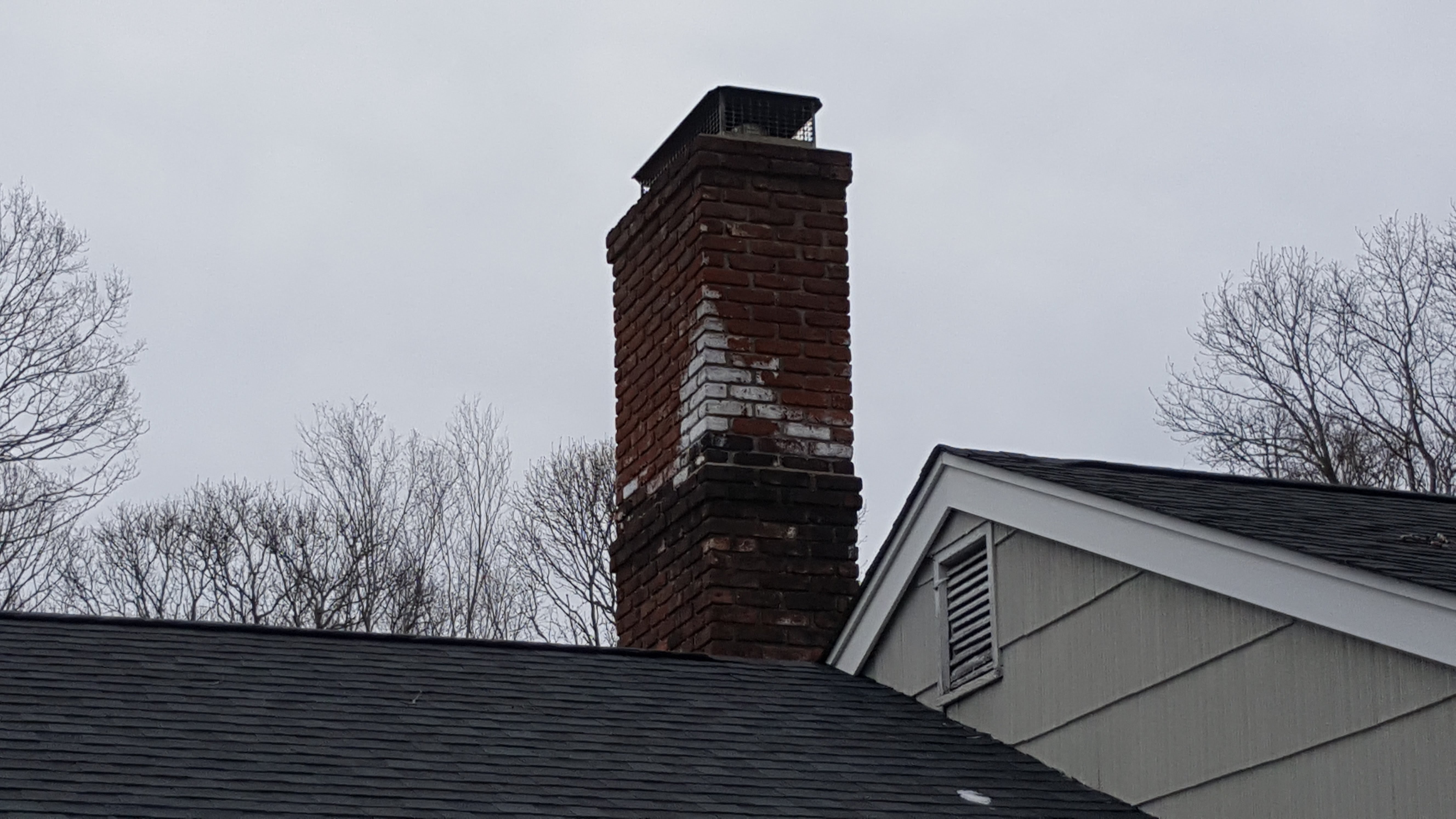 Complete creosote removal from chimney flue in Hampton Bays, NY